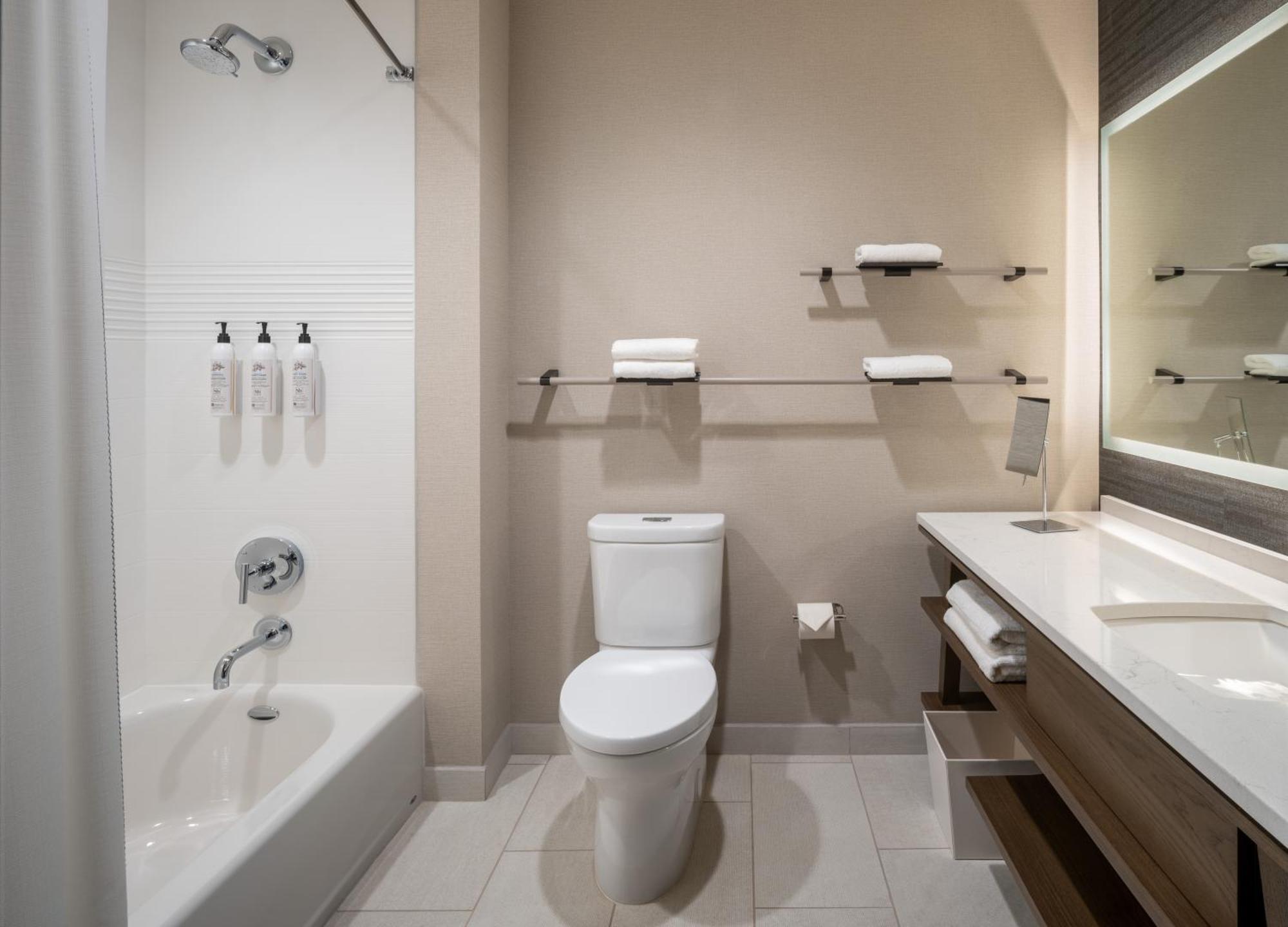 Delta Hotels By Marriott Wichita Falls Convention Center Luaran gambar